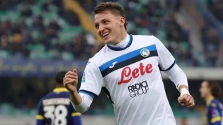 1夜5官宣-曼联第3签罗马首签意甲金靴去沙特阿瑙国米好聚好散