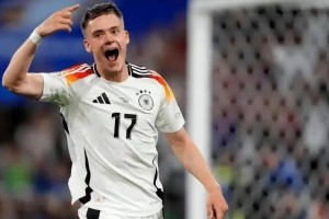 德甲最贵1.5亿欧！19岁维尔茨投奔红军，他爸妈比经纪人还狠？